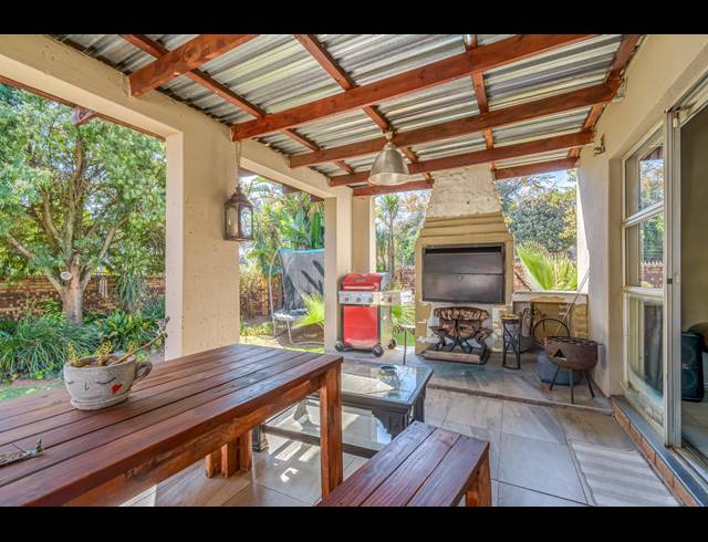 4 BEDROOM HOUSE FOR SALE IN RANDPARK RIDGE